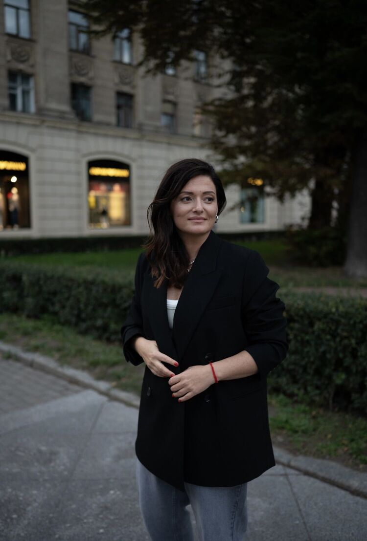  37842397  , 42 ,    -