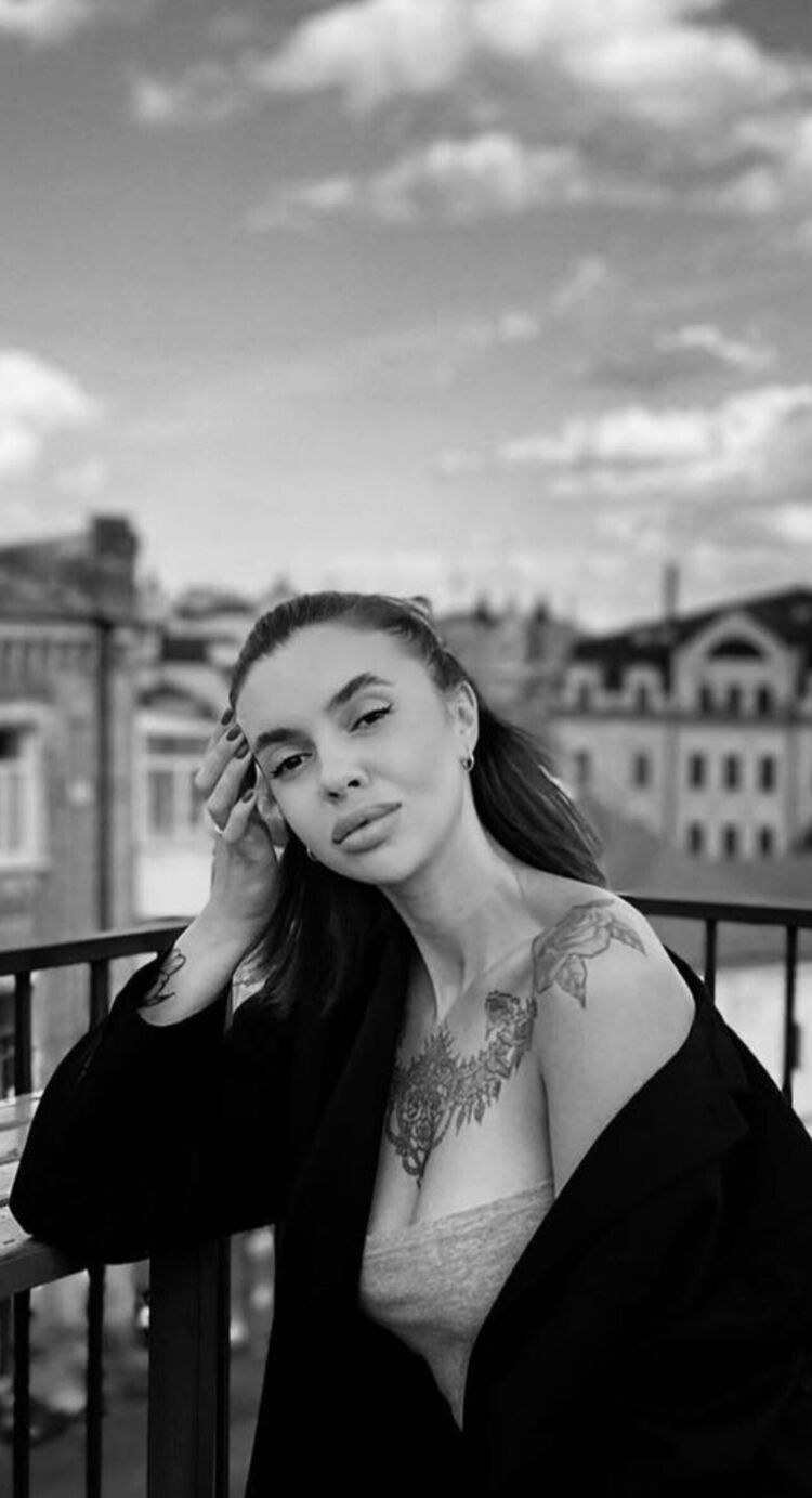  46167487  Valeriya, 25 ,    