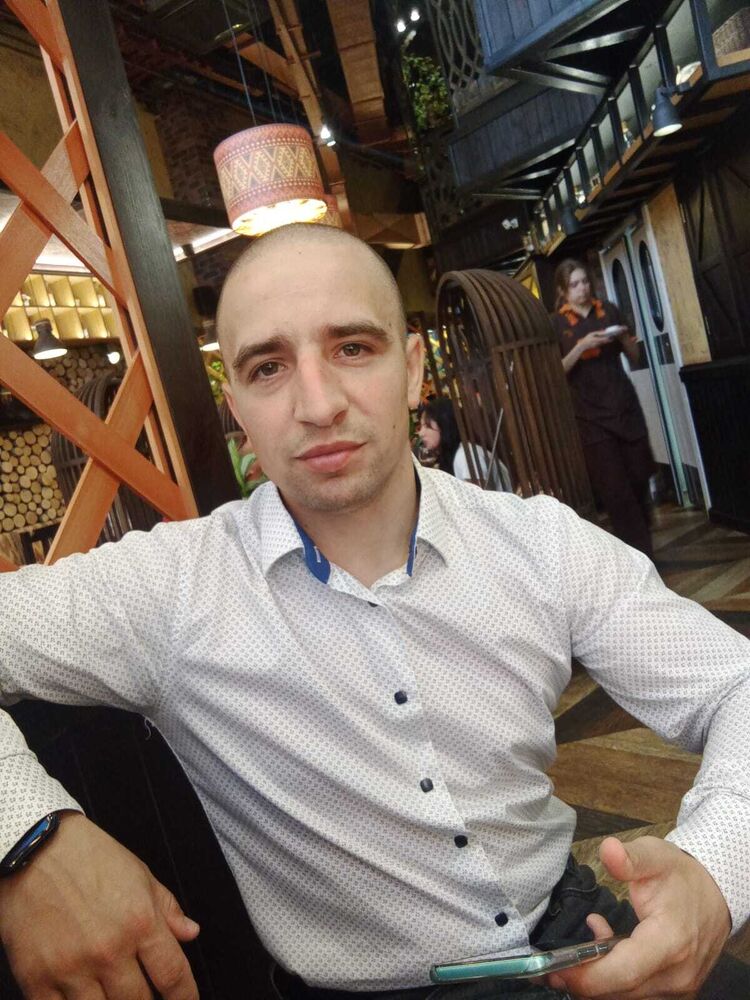  53554037  Skinsl, 32 ,    