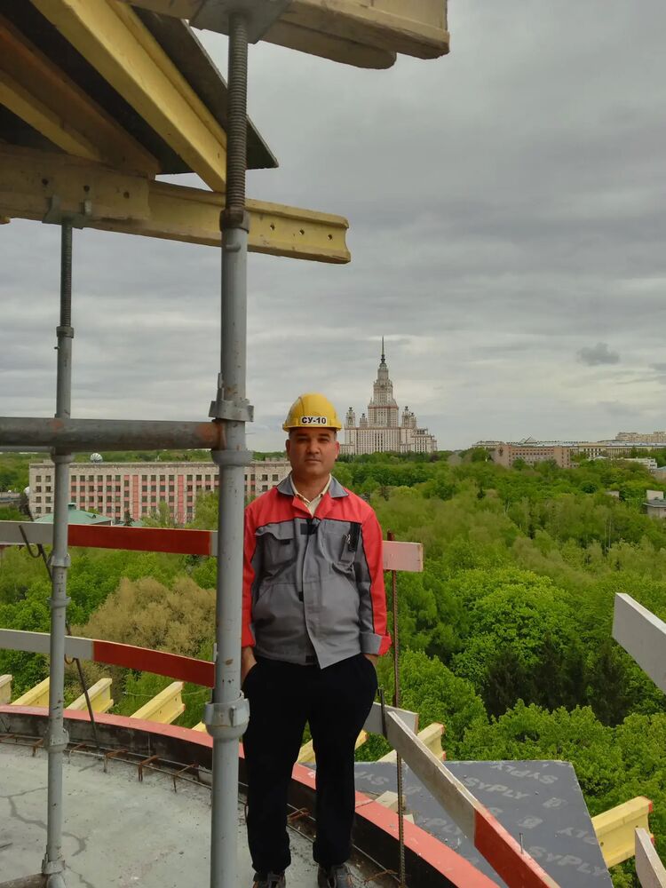  54242887  Usuf, 27 ,    