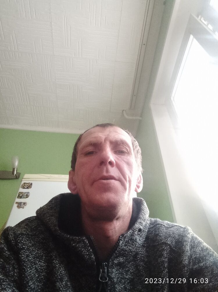  40199827  , 44 ,    