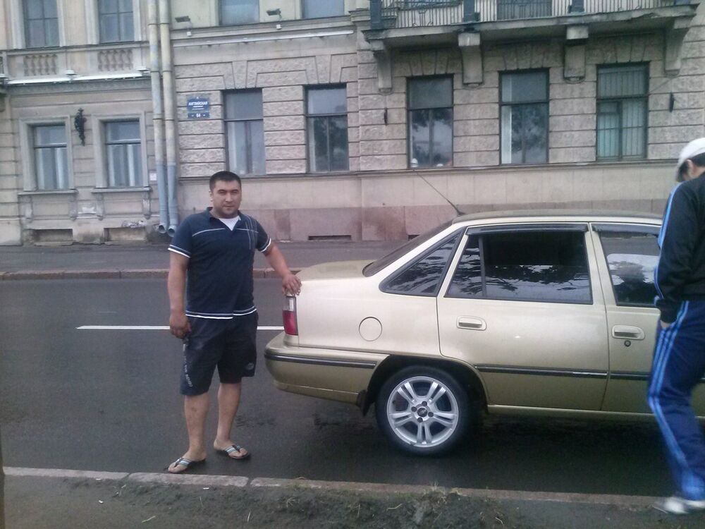  4894387  Bek, 38 ,    