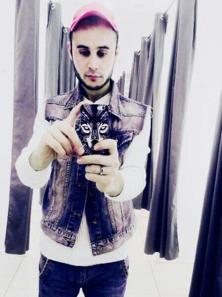  -,   Azik, 35 ,   ,   