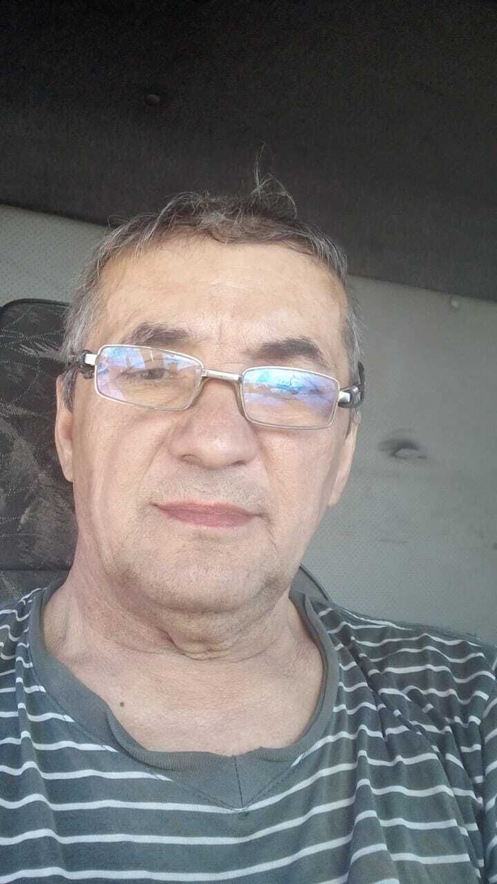  26066487  , 61 ,    