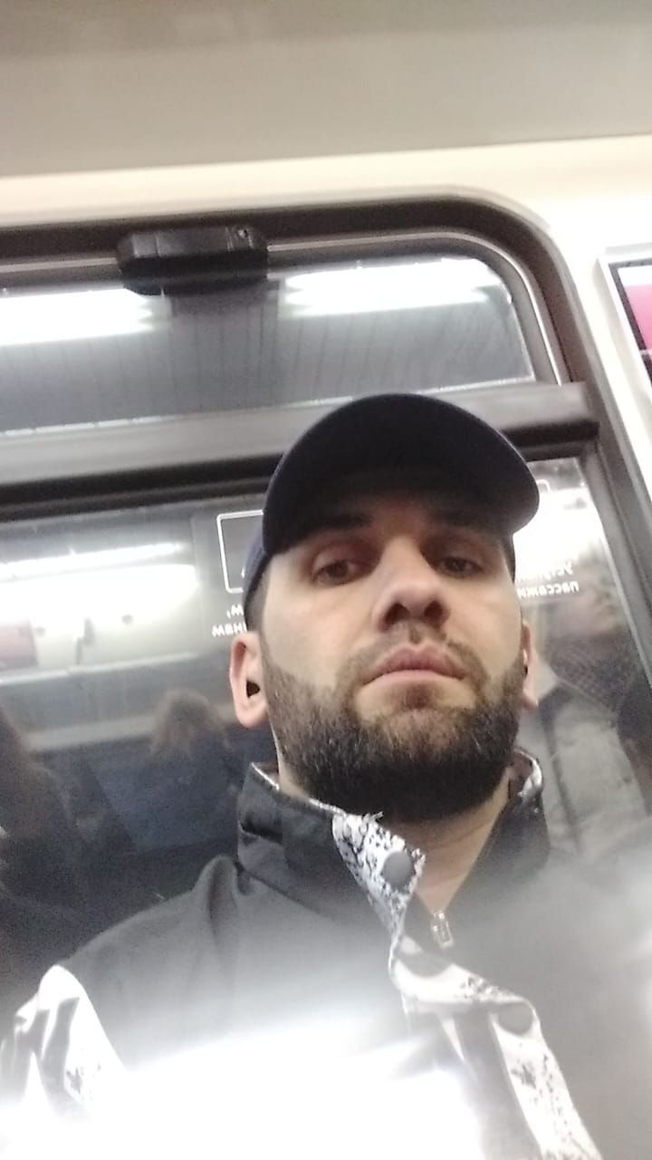  35247917  , 37 ,     