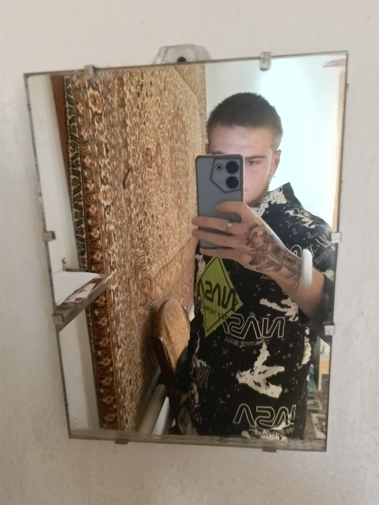  40602137  , 25 ,    