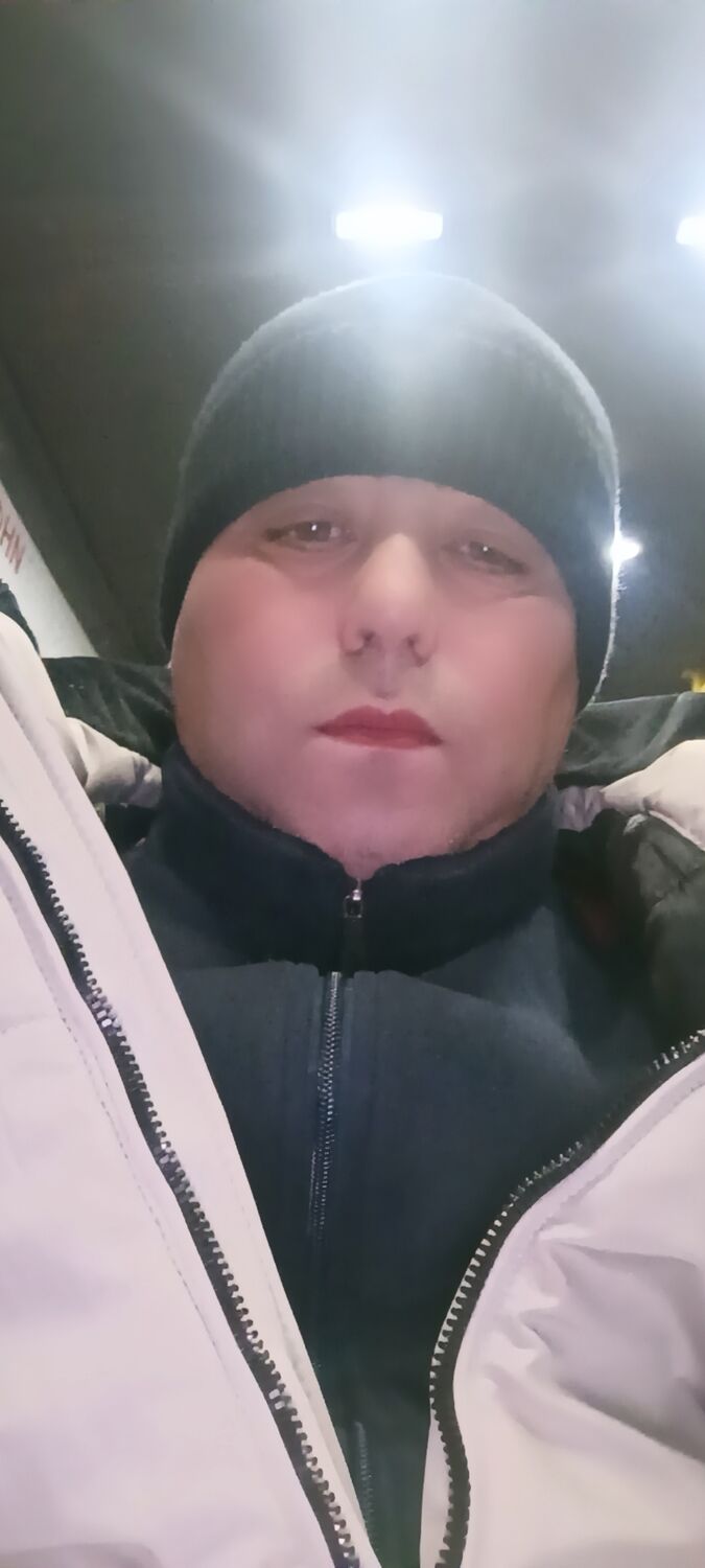  49517407  Solijon, 52 ,    