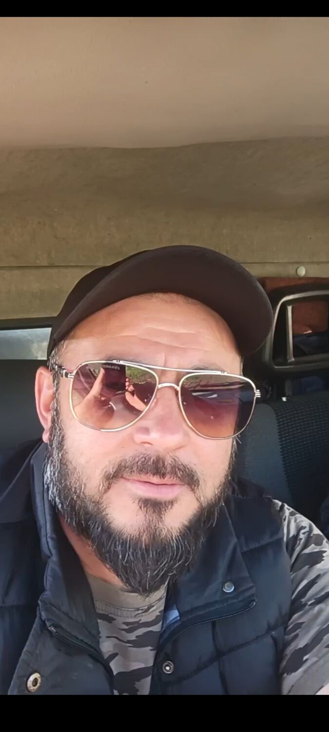  49633047  , 40 ,    
