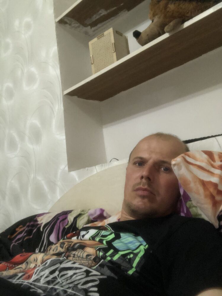  46811777  , 35 ,    