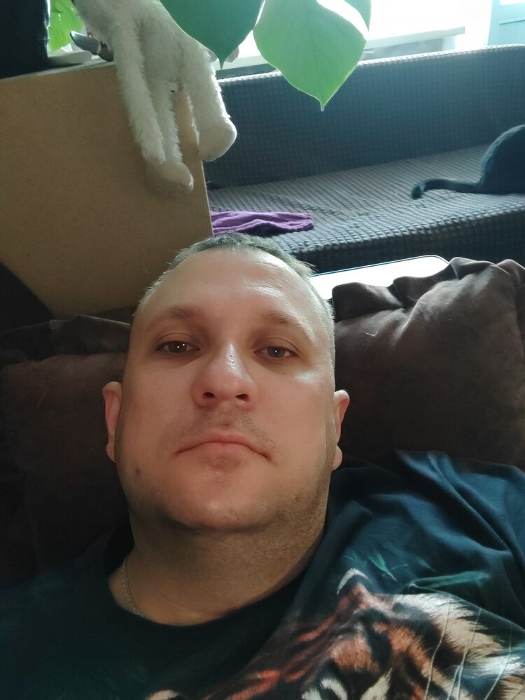  44516047  , 79 ,    