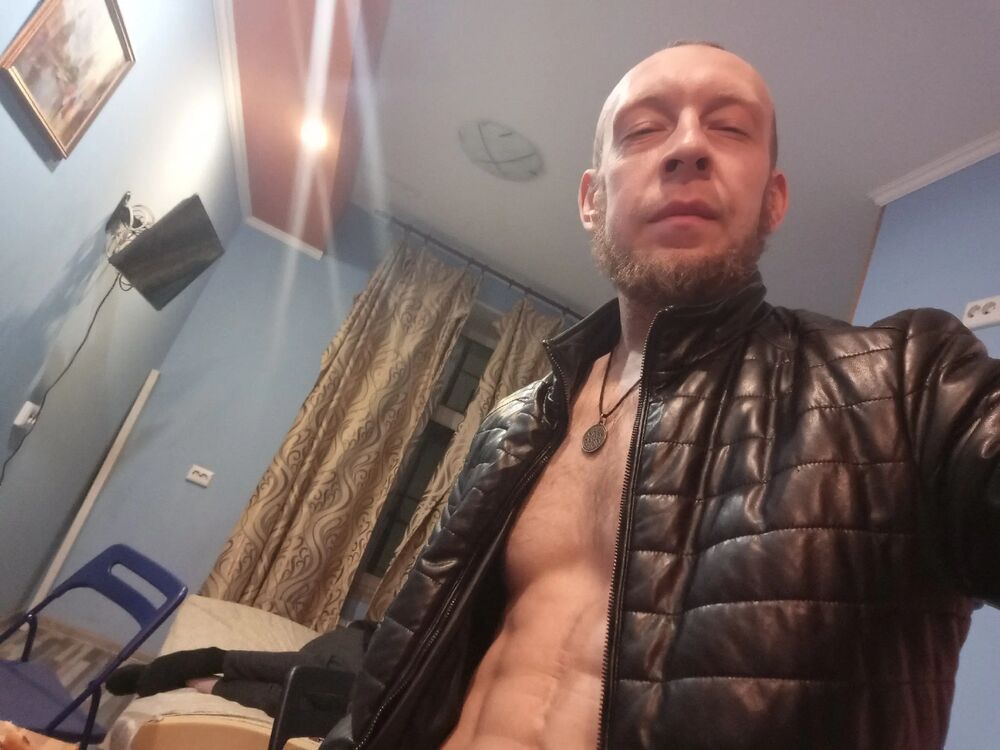  ,   Alexander, 31 ,   ,   , c , 