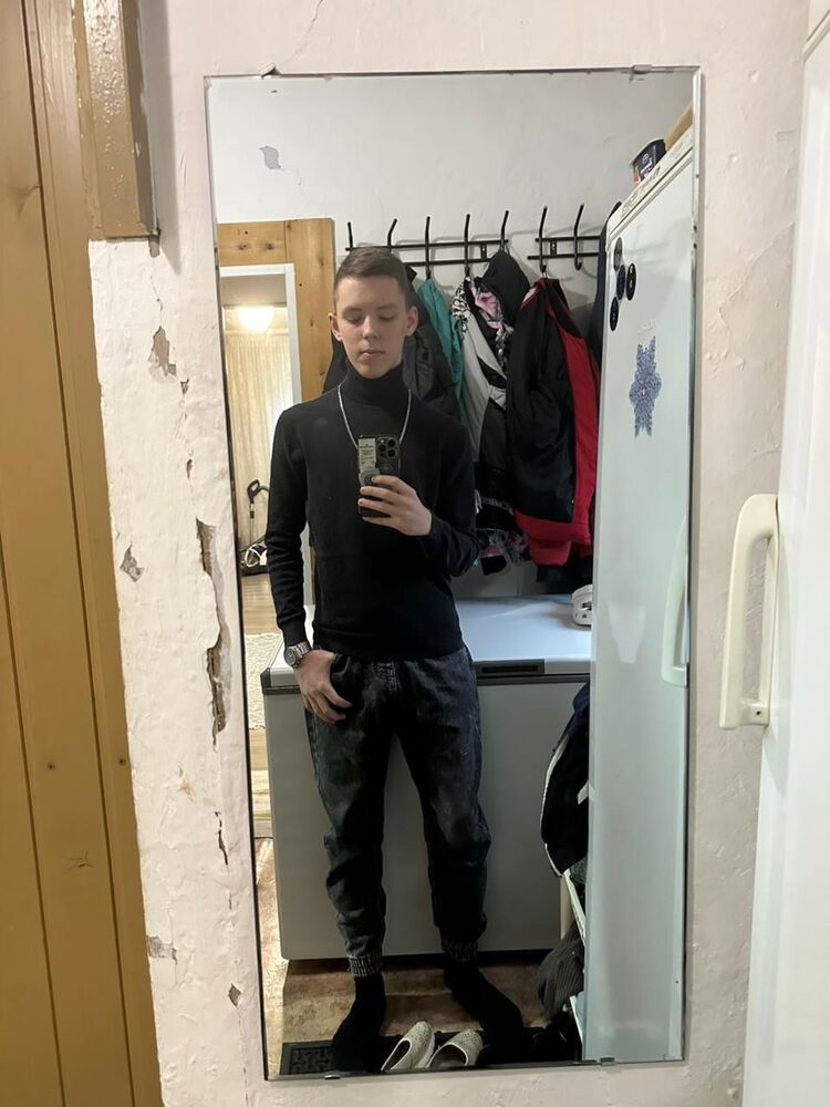 ���� 48373327 ����� ������, 19 ���, ���� ���������� � ������������