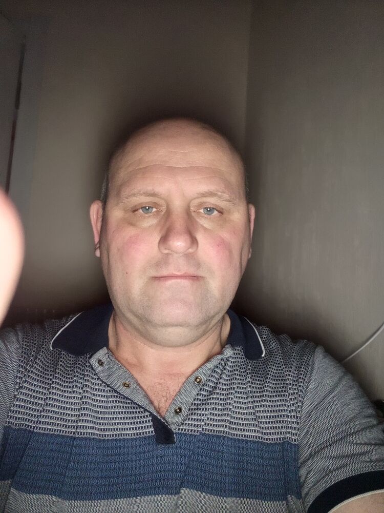  40062667  , 49 ,    