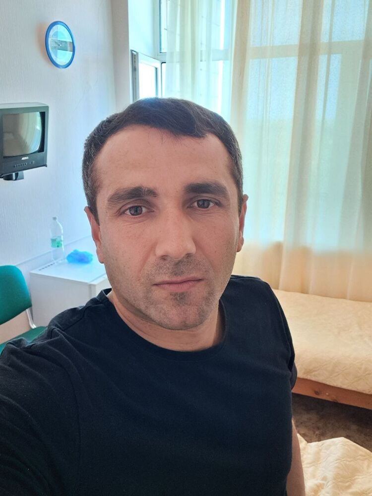  39505127  , 42 ,    