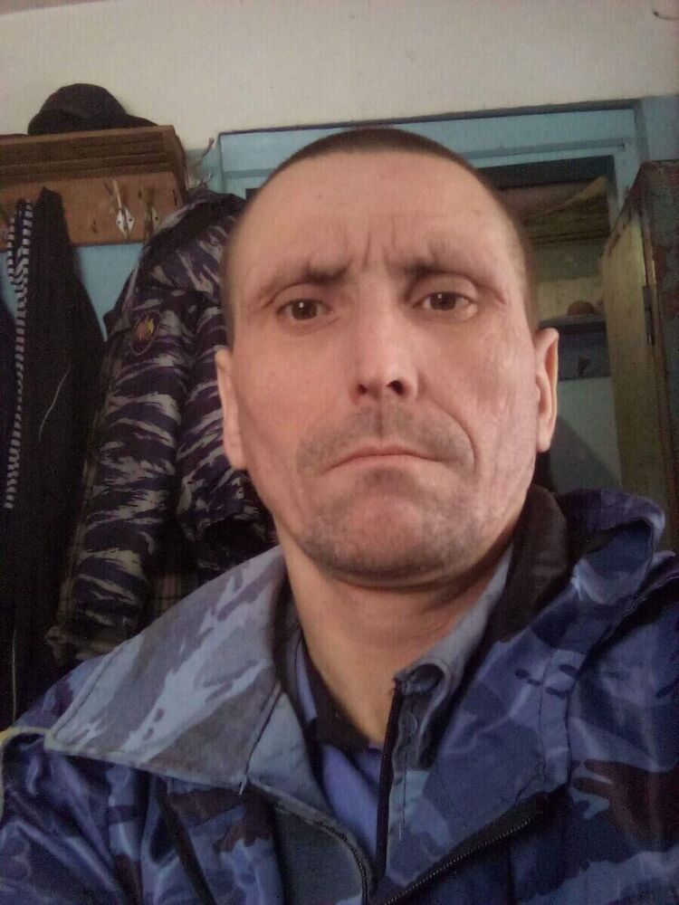  21173087  , 44 ,    
