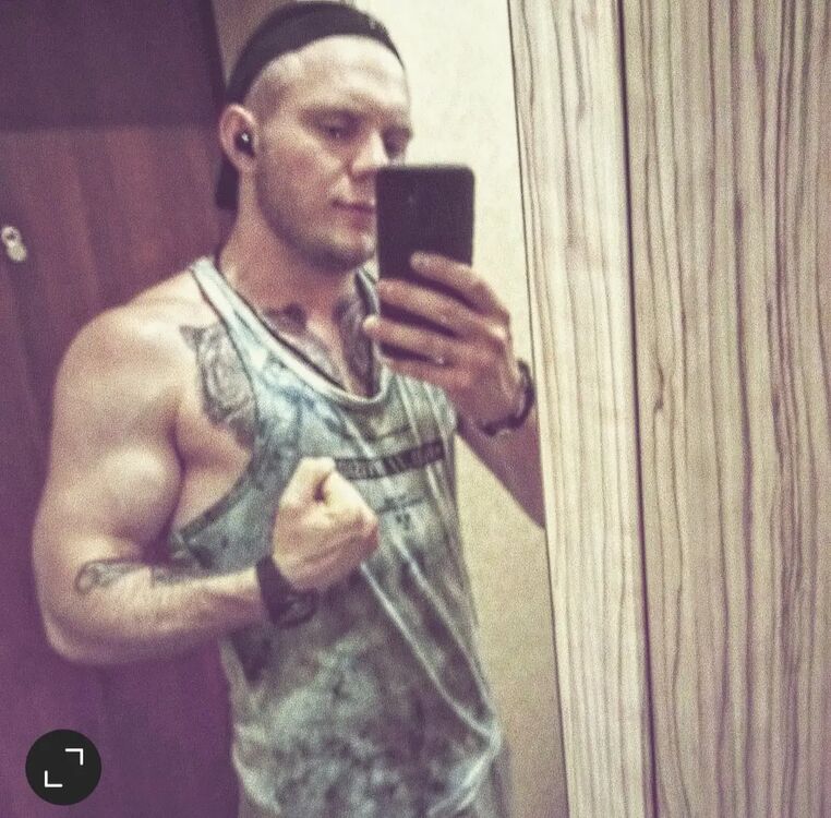  ,   Vlad, 28 ,   , 