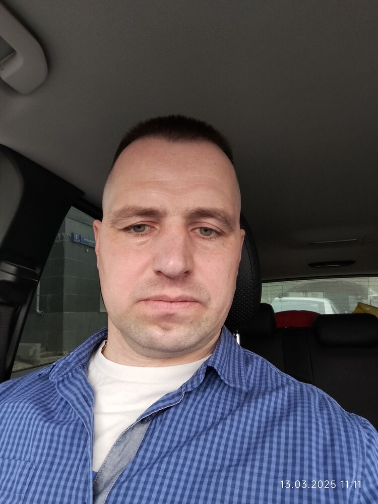  ,   Dima, 44 ,   ,   , c , 