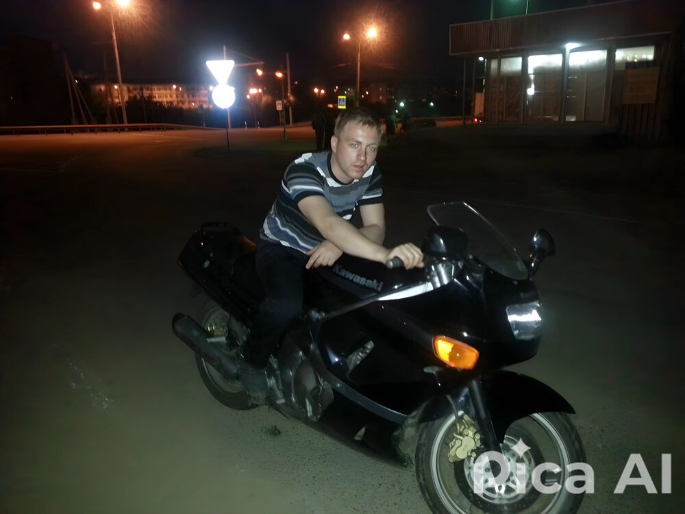  ,   Denis, 37 ,   ,   , c 