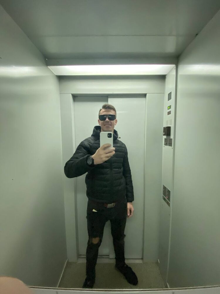 ���������� ����, ���� ������� Just _A _Man, 40 ���, ������������ ��� ������, ����� � ���������