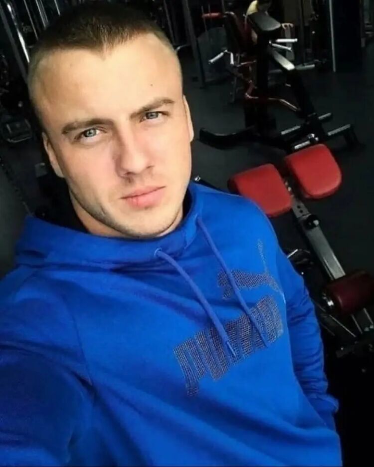 34847357  Vladimir, 33 ,     