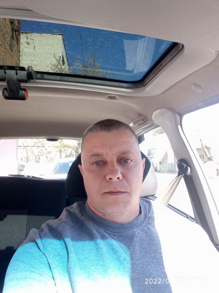  26261067  , 49 ,    