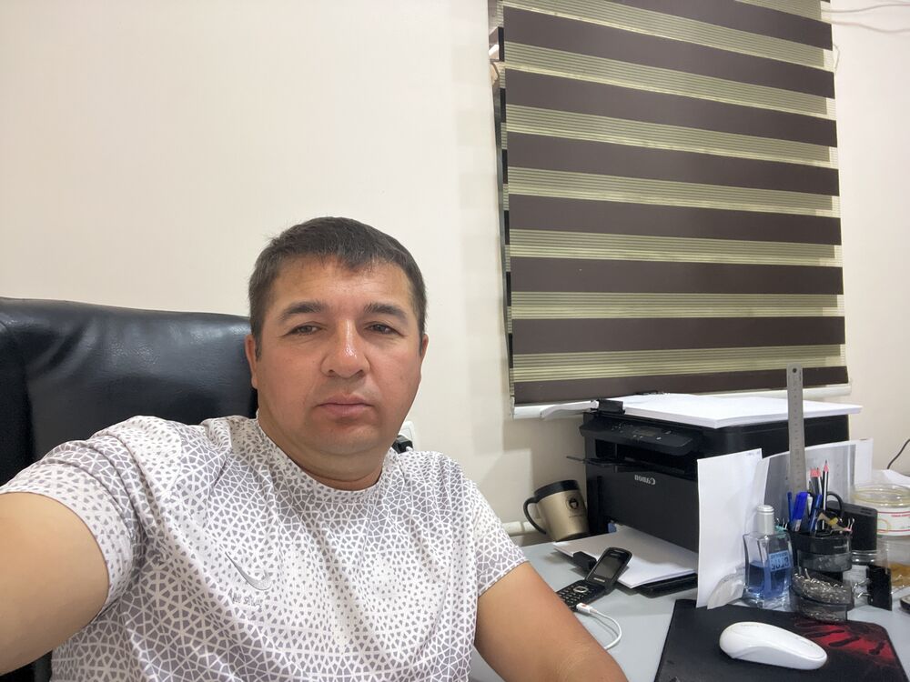  28929637  Ilhom, 43 ,    