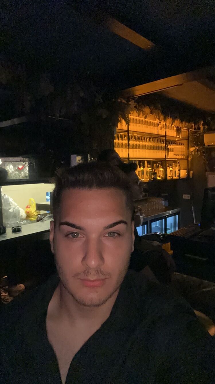  ,   Burak, 22 ,   ,   
