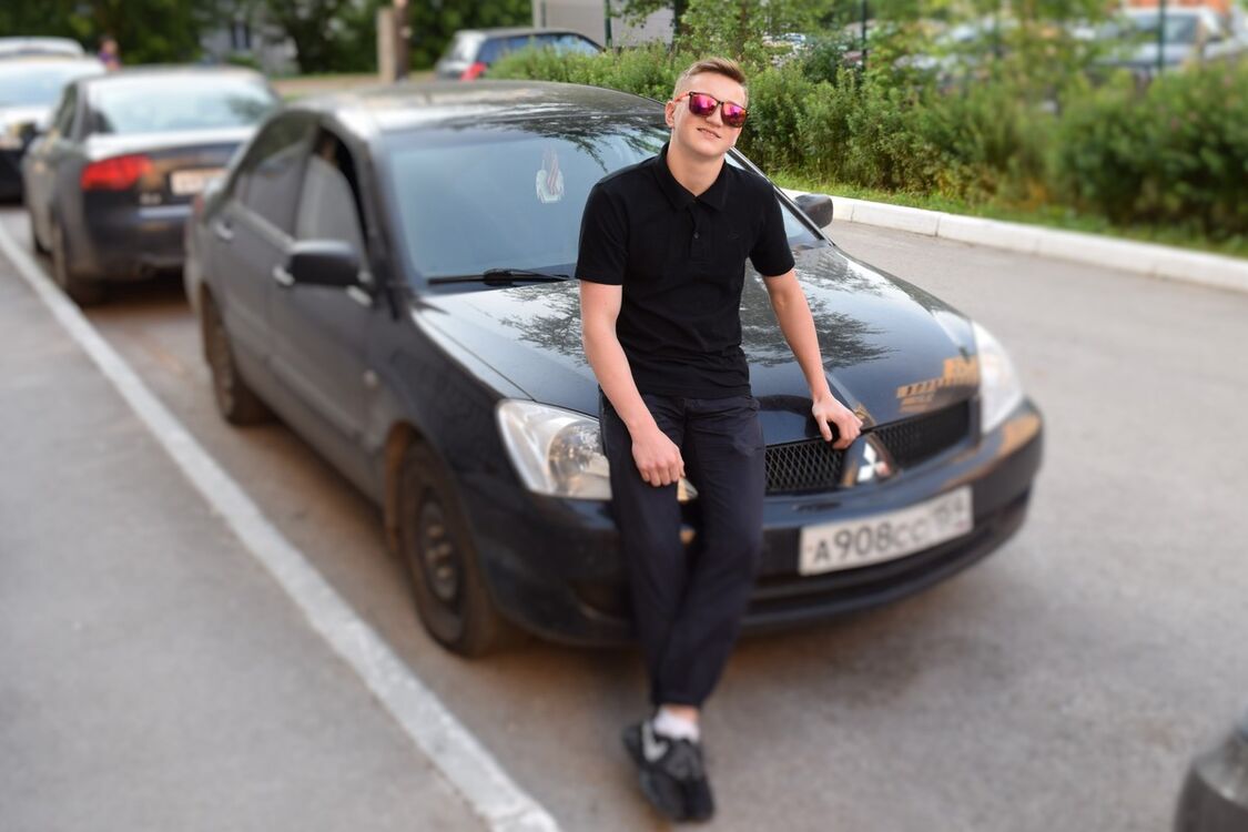  ,   Mishaseks, 28 ,   