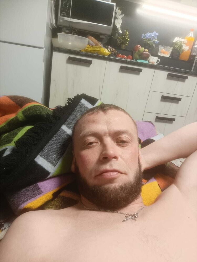  48104007  , 35 ,    