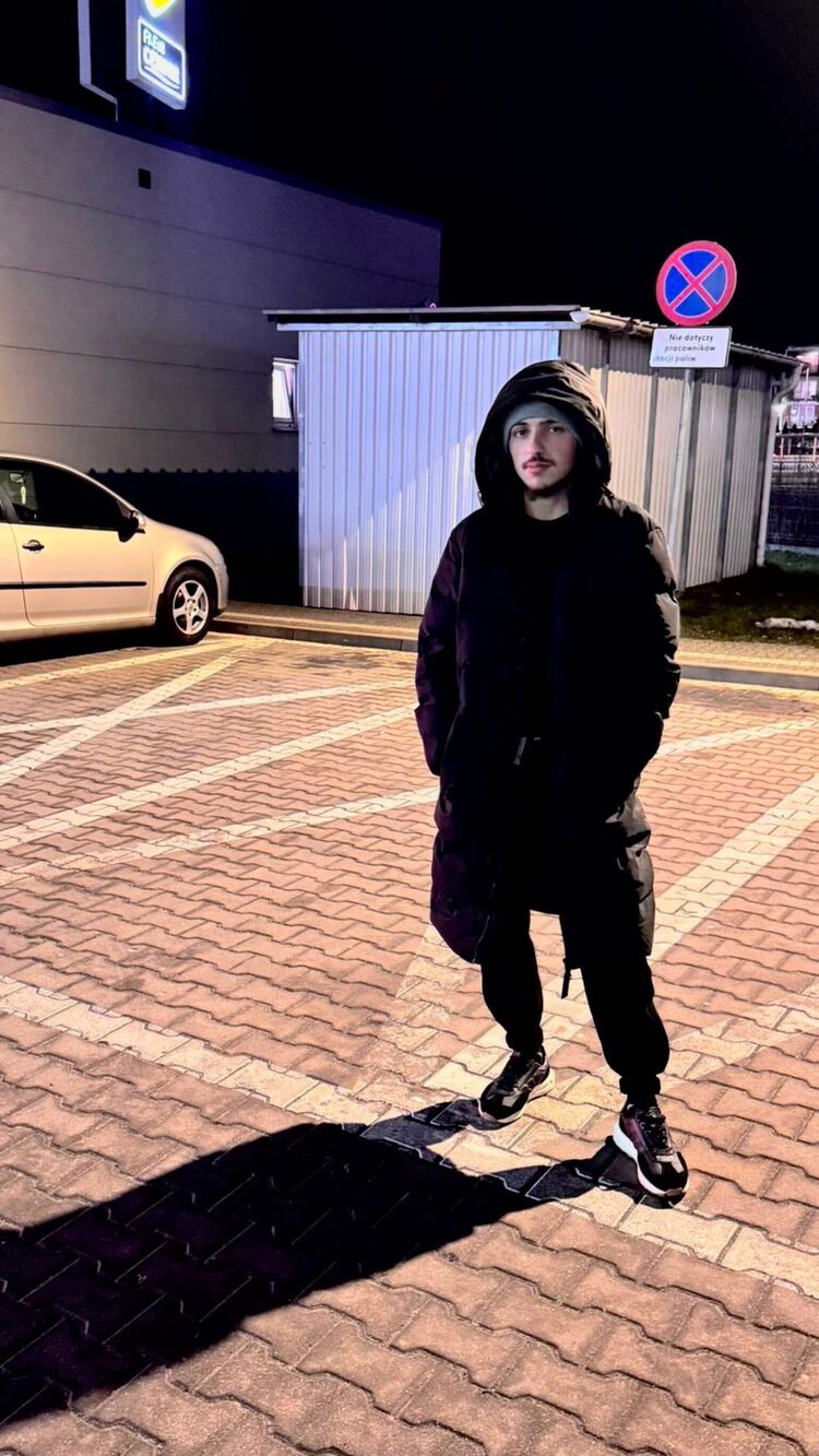 ���� 49537627 ����� ������, 22 ����, ���� ���������� � �������