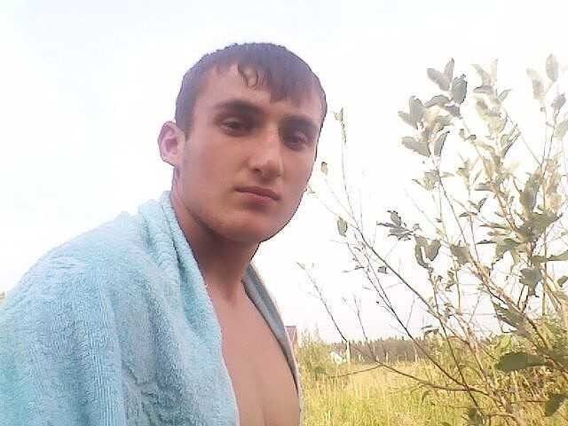  19432757  Armen, 33 ,    