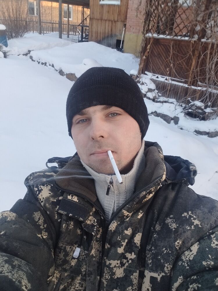  32874997  Yury, 36 ,    
