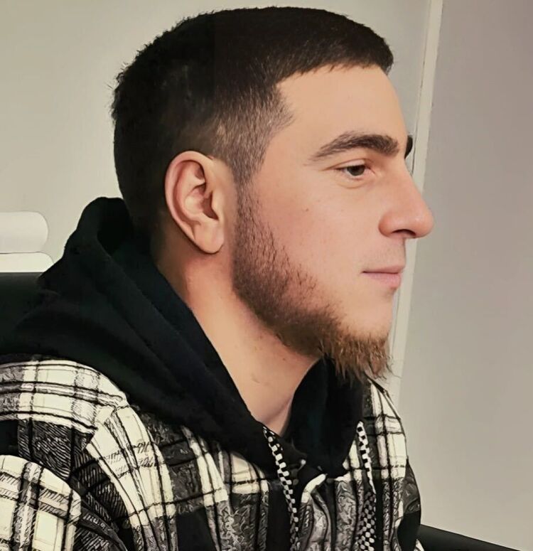  47717837  , 26 ,    