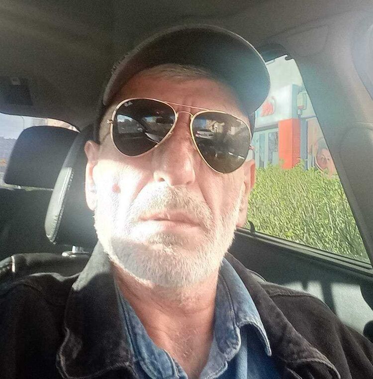  43939407  Benjamin, 58 ,    