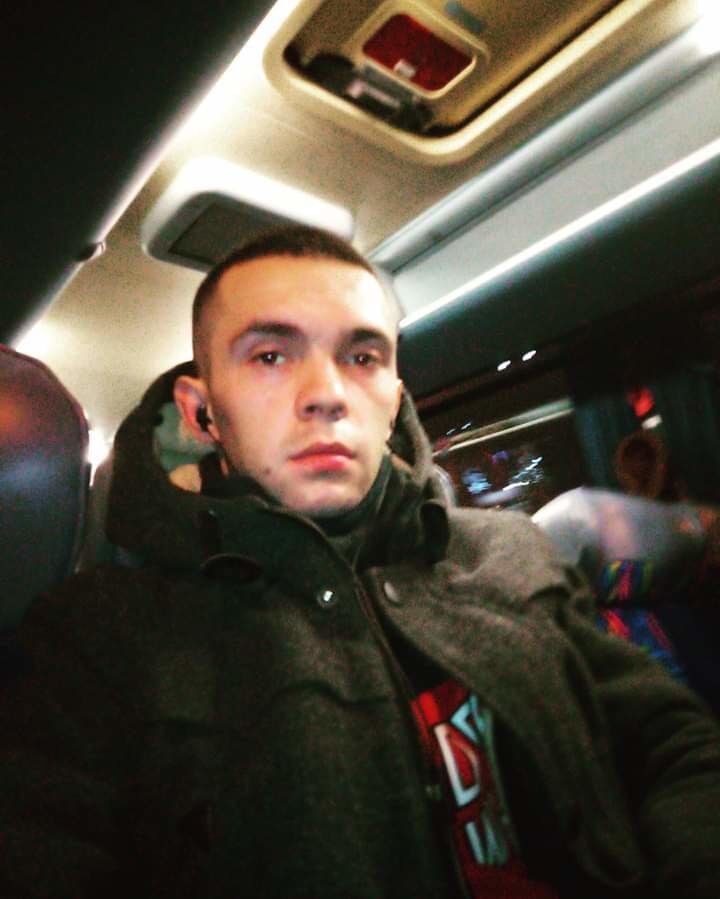  18560637  , 31 ,    