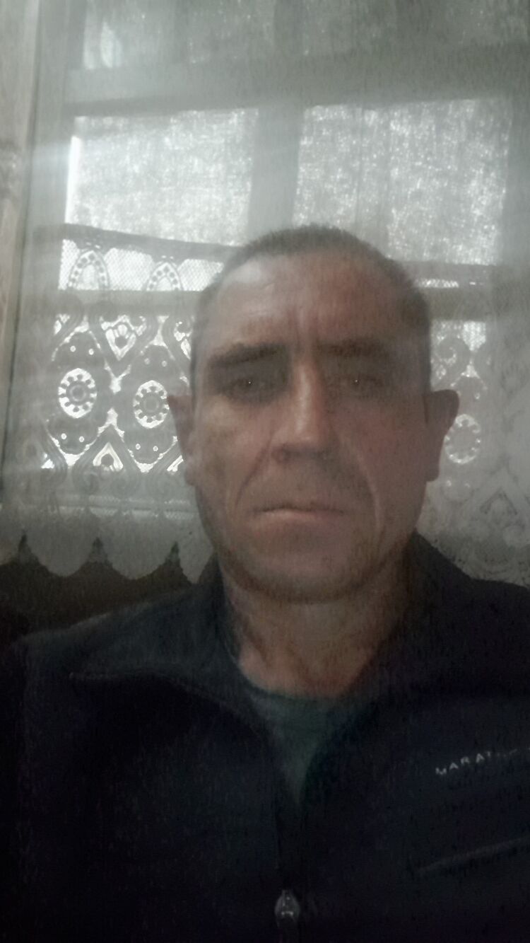  38528587  , 46 ,    