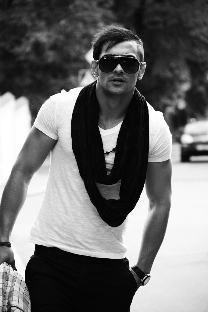  6780197  13Forever13, 38 ,    