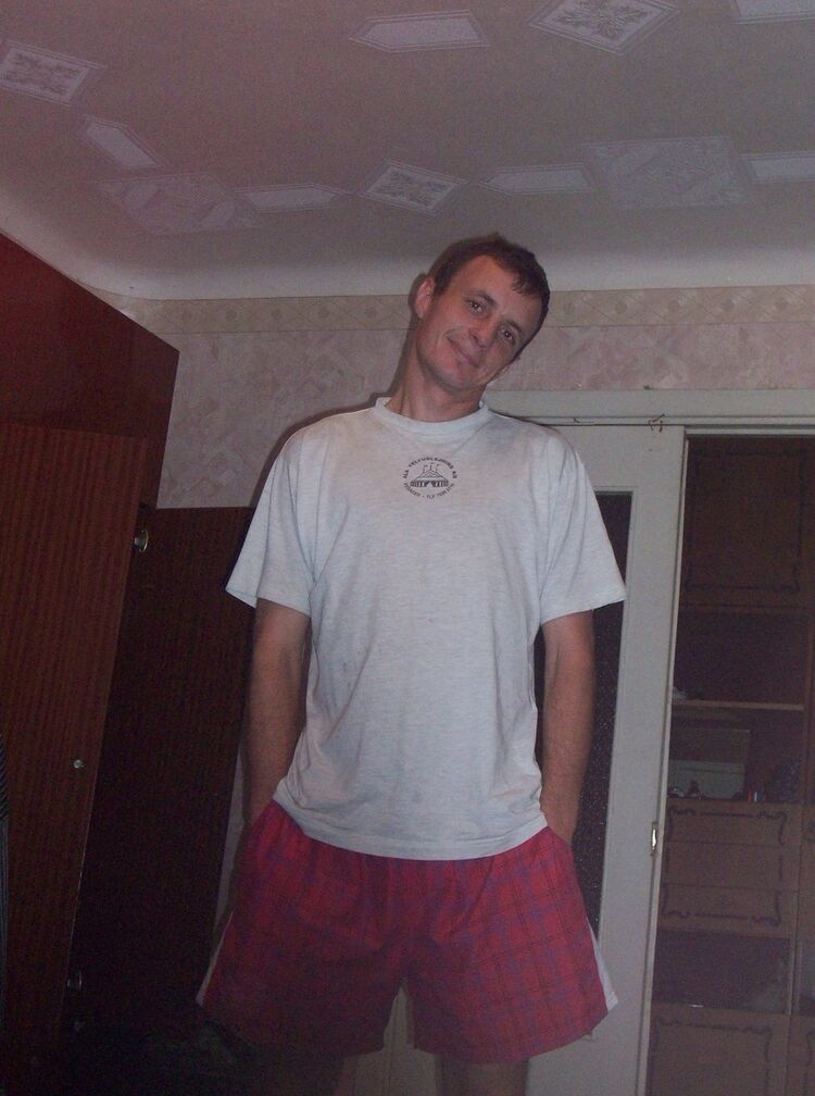  5965827  Igor, 47 ,    