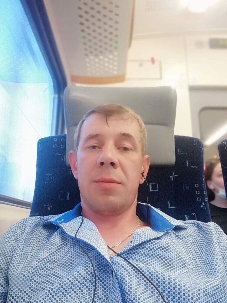  39513067  , 42 ,    