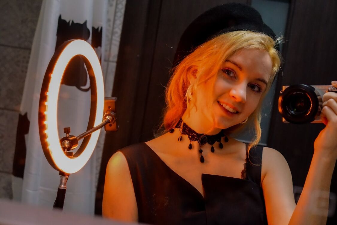  27098537  Rikka, 29 ,    