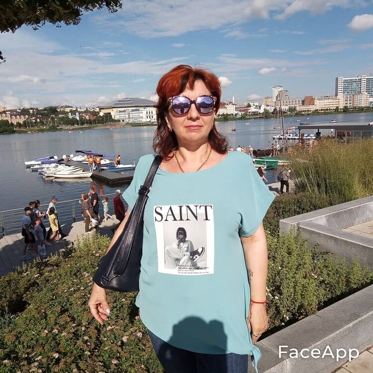  25347427  Valeria, 53 ,    