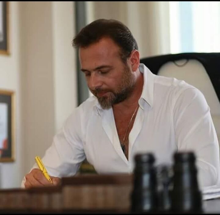  49182197  Harry Jacob, 60 ,    