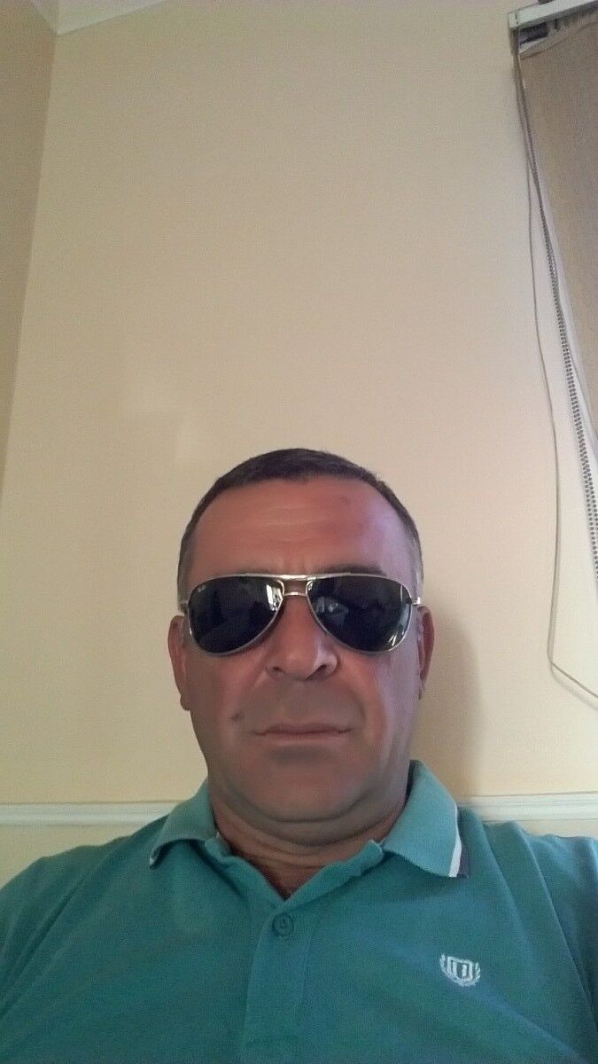  ,   Garik, 53 ,  