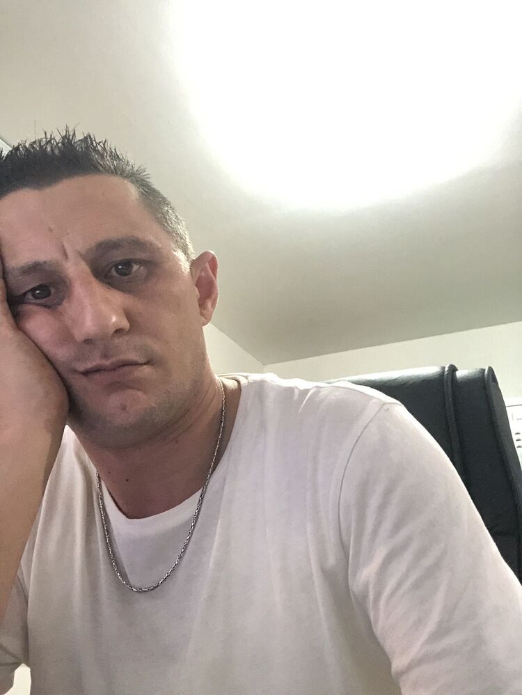  39703787  KORAY, 41 ,    