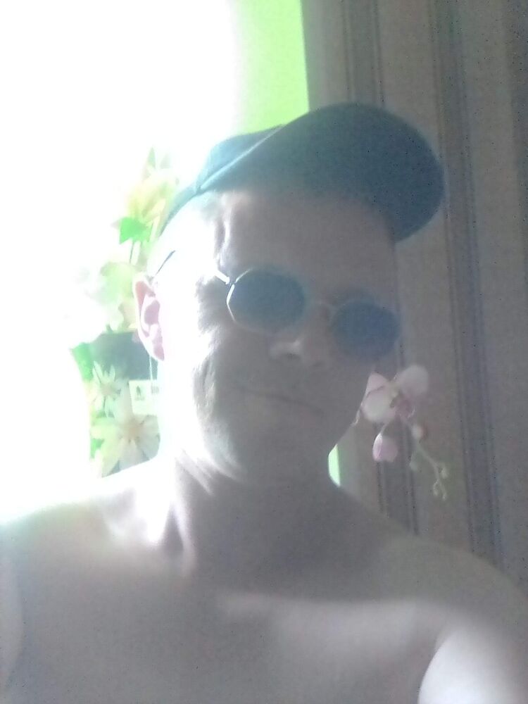  42011227  , 38 ,    