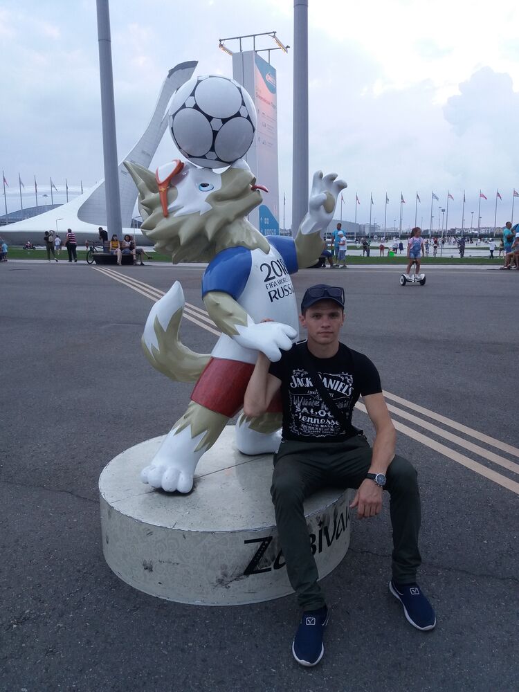  ,   Alexander, 33 ,   ,   , c 