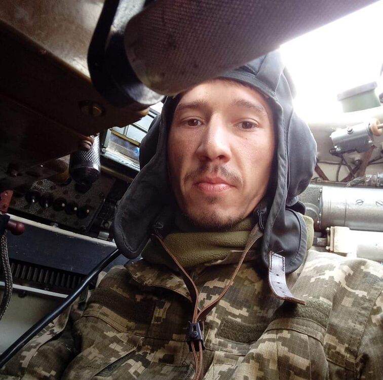  ,   Igor, 37 ,   ,   
