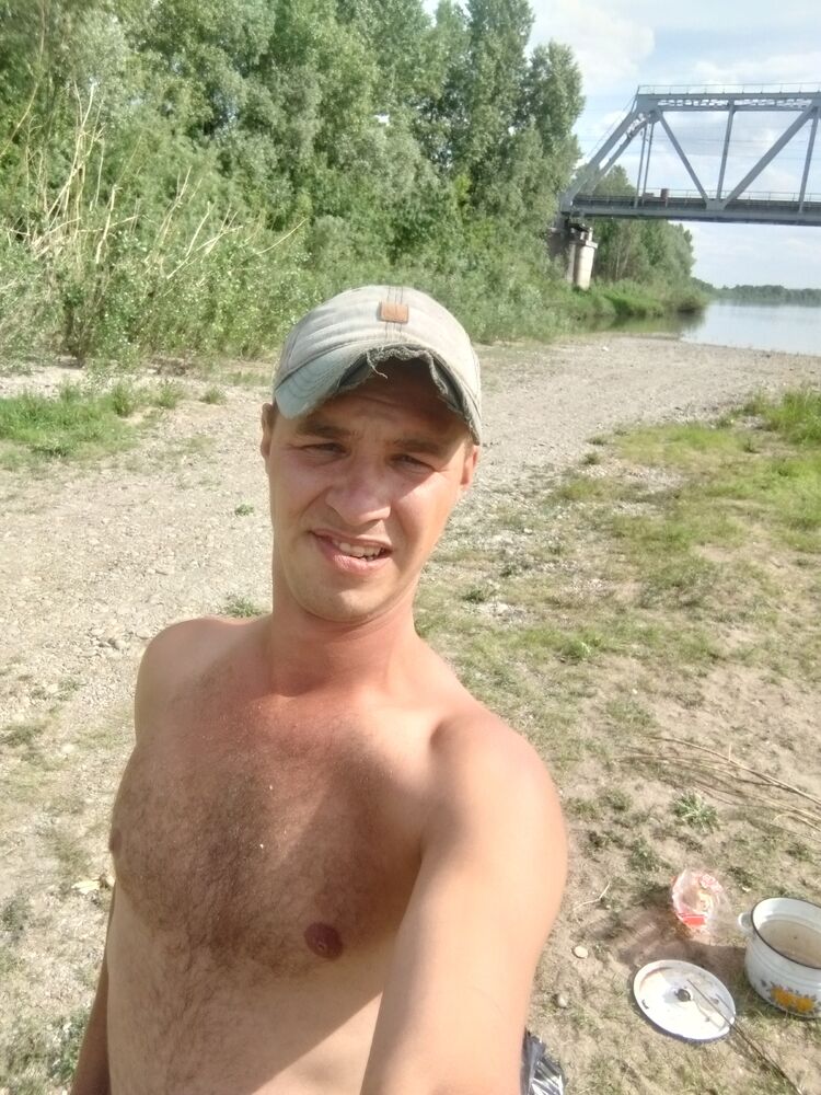  ,   Vlad, 26 ,   ,   