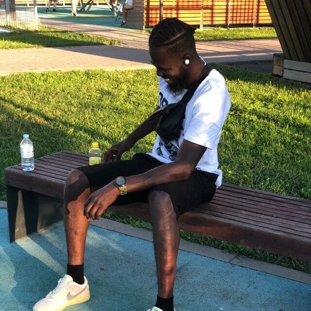  41424137  Cheikh, 35 ,    