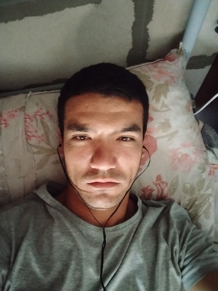  35731077  Sherzod, 30 ,    